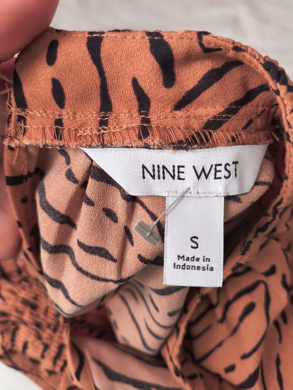 Nine West Rust Patterned Tiered Mini Dress Size S - Picture 7 of 9